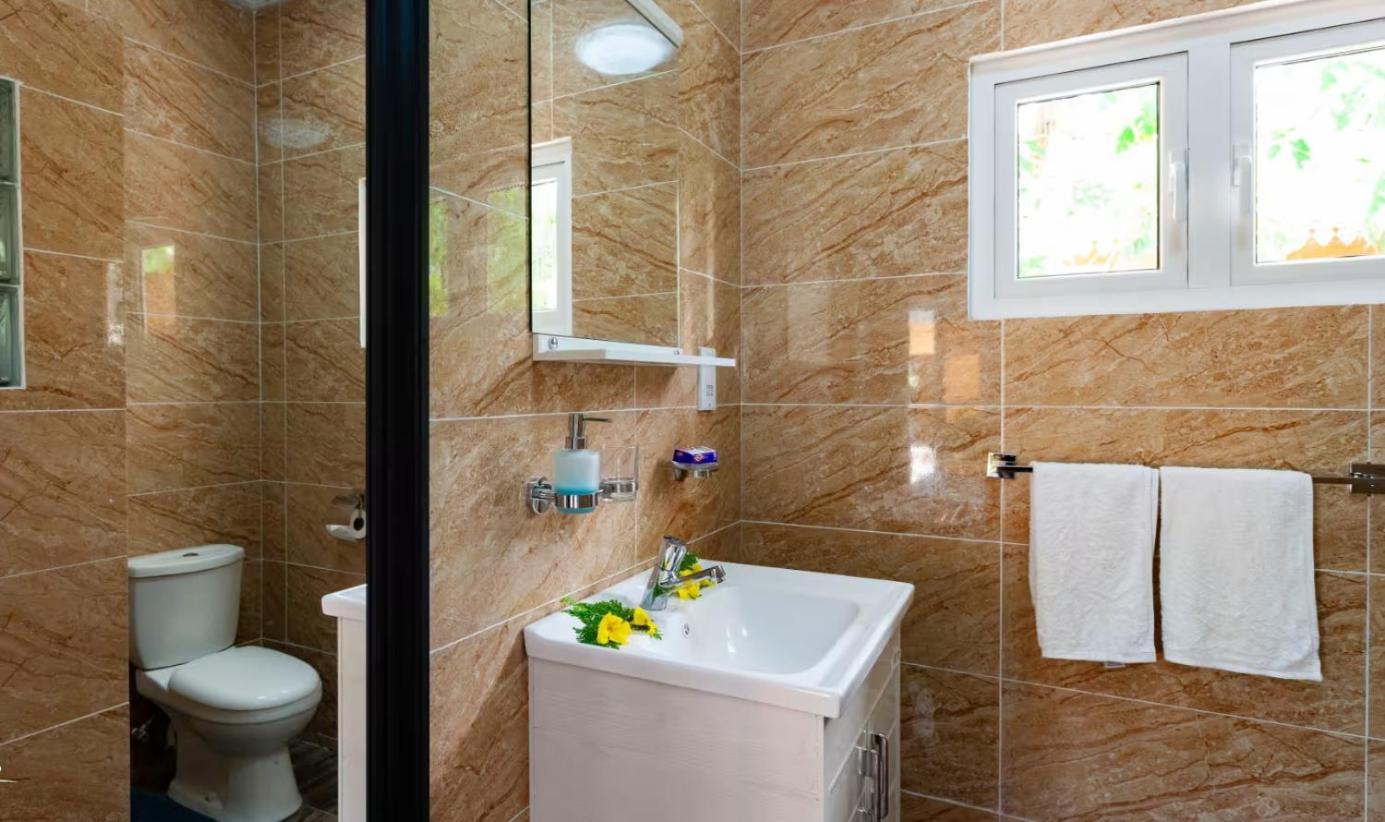 Kai Selfcatering Hotel La Digue Exterior photo