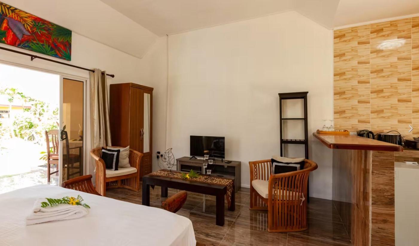 Kai Selfcatering Hotel La Digue Exterior photo